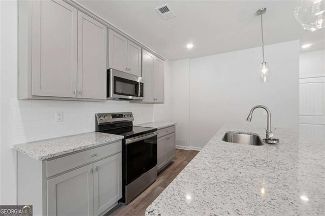 3652 PARKWAY JAMES Drive, Snellville, GA 30039