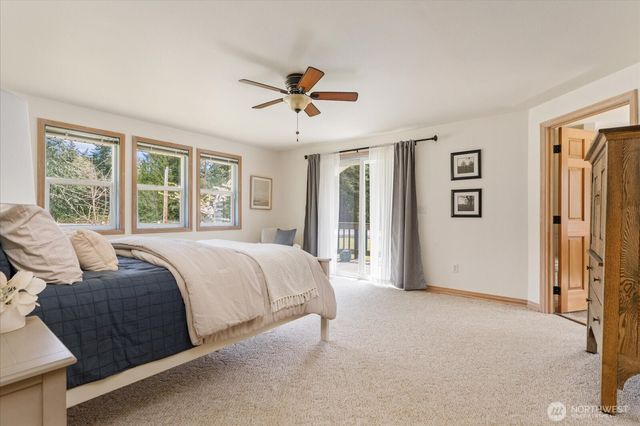 5295 Bounty Loop, Freeland, WA 98249