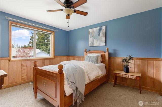 5295 Bounty Loop, Freeland, WA 98249