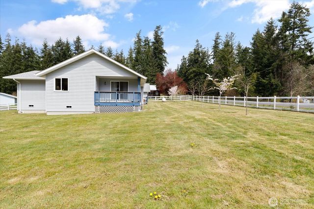 5295 Bounty Loop, Freeland, WA 98249