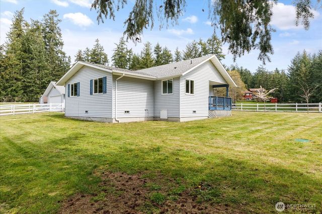 5295 Bounty Loop, Freeland, WA 98249