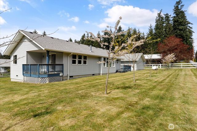 5295 Bounty Loop, Freeland, WA 98249