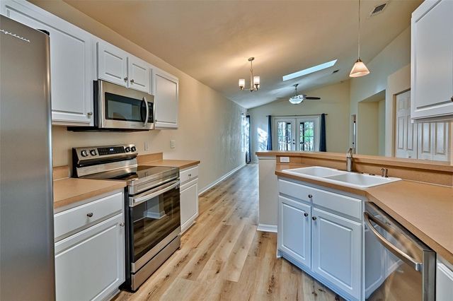 5006 NW 22ND STREET, Gainesville, FL 32605