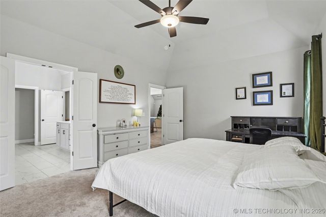 14219 S 241st East Avenue, Coweta, OK 74429