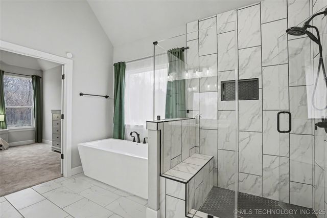 14219 S 241st East Avenue, Coweta, OK 74429