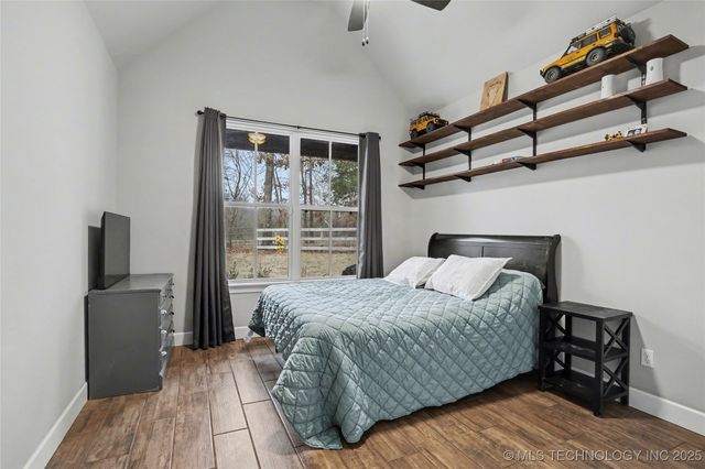 14219 S 241st East Avenue, Coweta, OK 74429