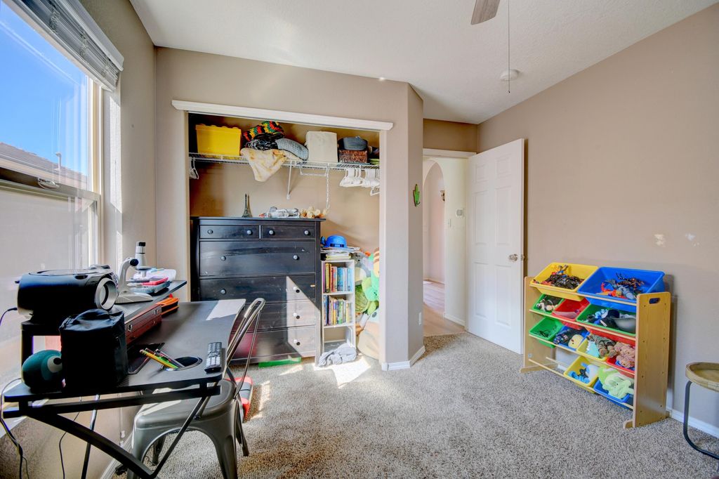 Image 15 of property listing at 2109 Margarita Drive SE, Rio Rancho, NM 87124