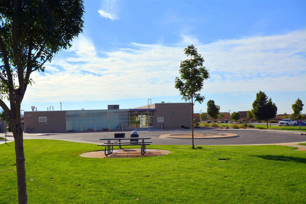 Image 23 of property listing at 2109 Margarita Drive SE, Rio Rancho, NM 87124