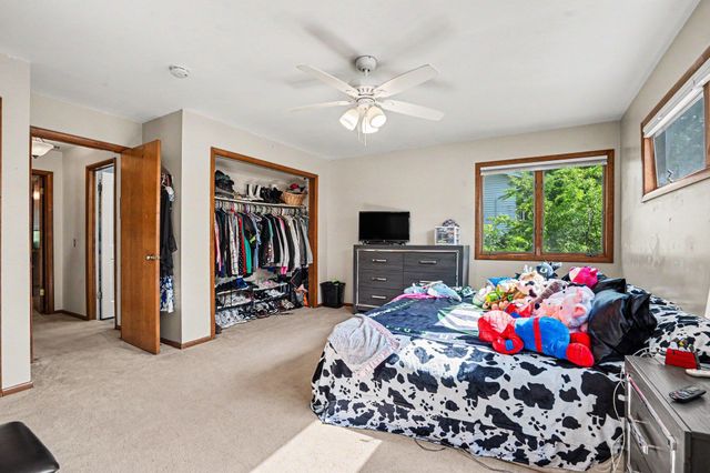 4404 Robinhood Terrace Drive, Midland, MI 48642