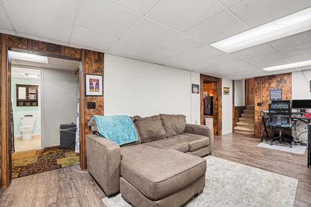 4404 Robinhood Terrace Drive, Midland, MI 48642