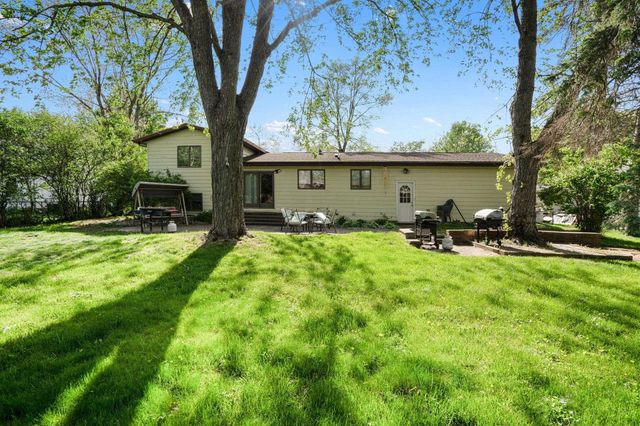 4404 Robinhood Terrace Drive, Midland, MI 48642