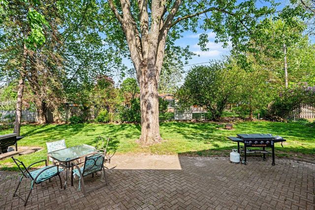 4404 Robinhood Terrace Drive, Midland, MI 48642