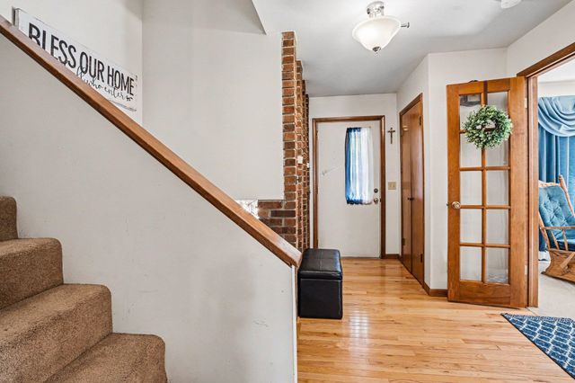 4404 Robinhood Terrace Drive, Midland, MI 48642