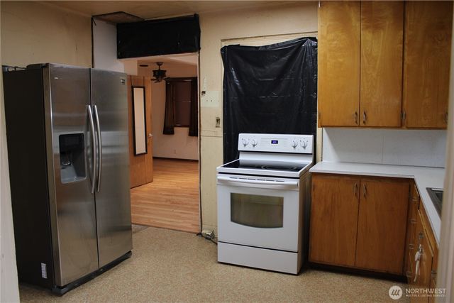 2714 Aberdeen Avenue, Hoquiam, WA 98550