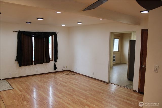 2714 Aberdeen Avenue, Hoquiam, WA 98550