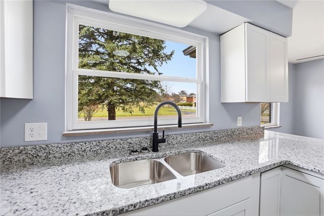 1421 Seminole Avenue, Springfield Twp, OH 45506