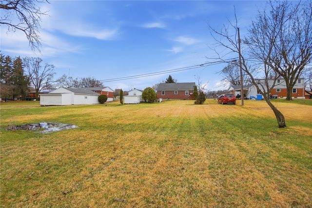 1421 Seminole Avenue, Springfield Twp, OH 45506