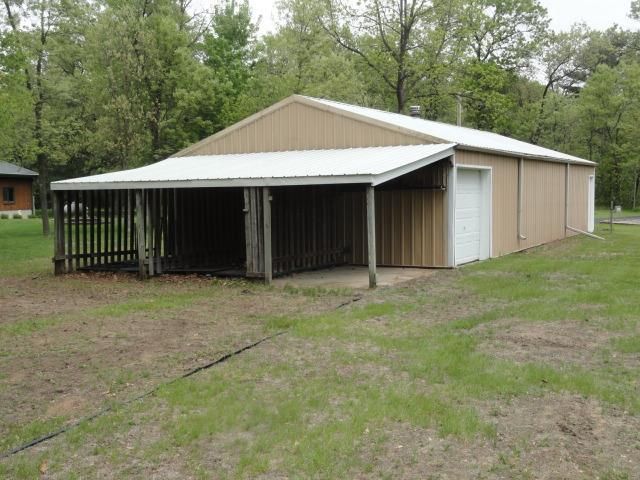 3395 8th Ave, Wisconsin Dells, WI 53965