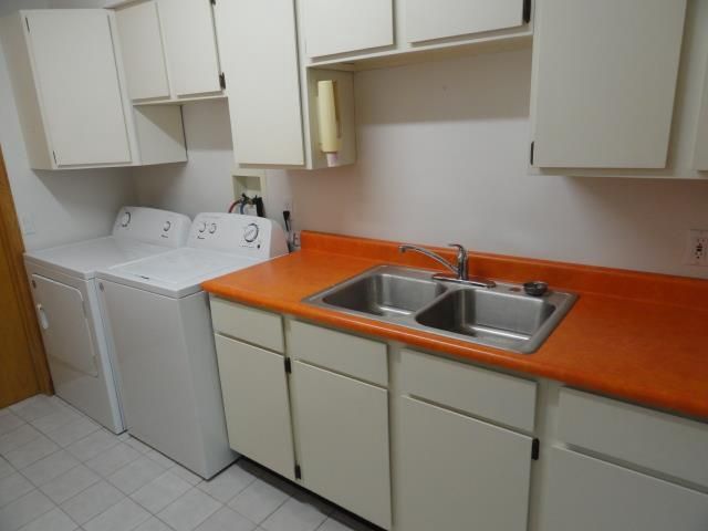 3395 8th Ave, Wisconsin Dells, WI 53965