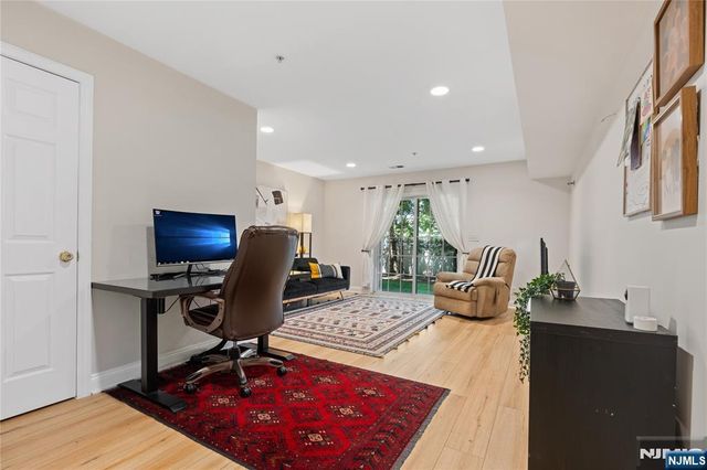 162 Blue Heron Drive, Secaucus, NJ 07094