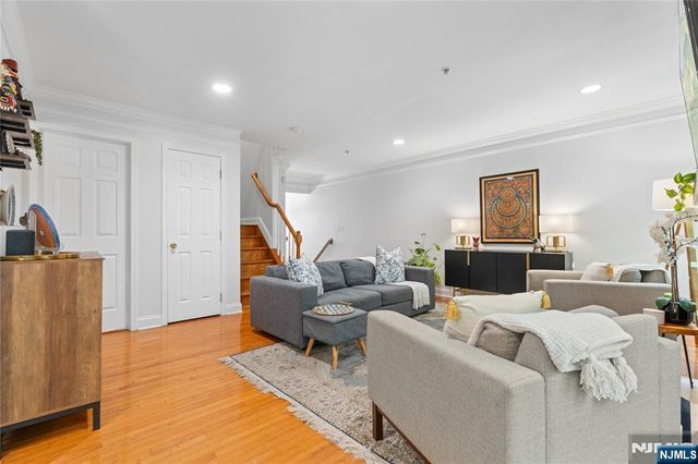 162 Blue Heron Drive, Secaucus, NJ 07094
