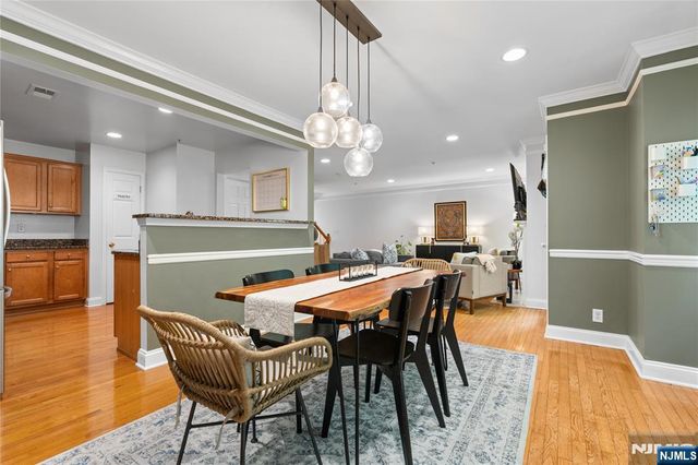 162 Blue Heron Drive, Secaucus, NJ 07094