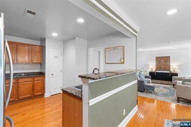 162 Blue Heron Drive, Secaucus, NJ 07094