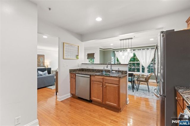162 Blue Heron Drive, Secaucus, NJ 07094