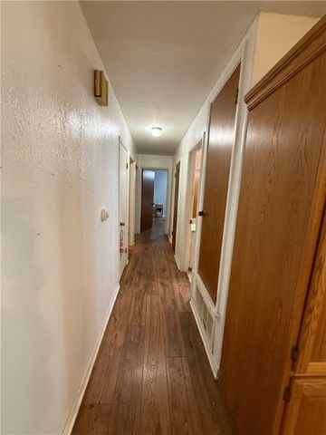 214 Sabine St, Portland, TX 78374