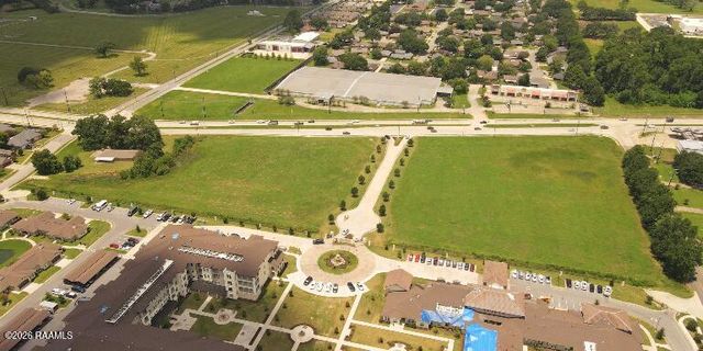 2221 Verot School Road, Lafayette, LA 70508