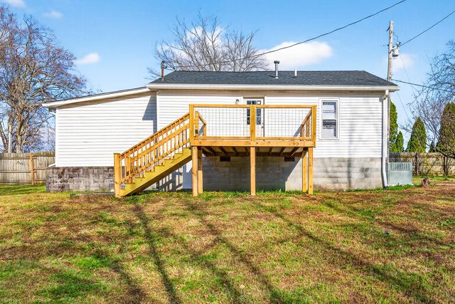 181 Wade Subdivision Ln, Gainesboro, TN 38562