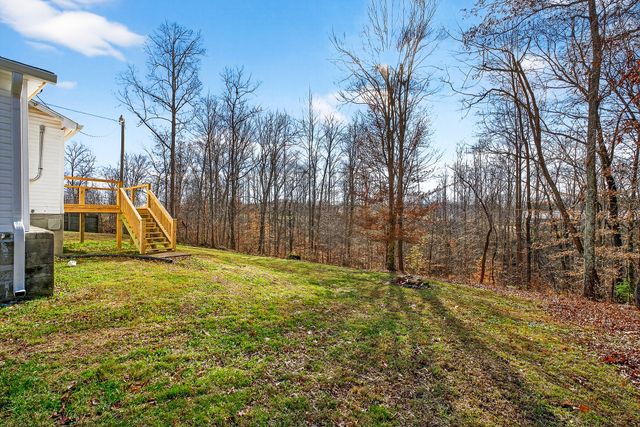 181 Wade Subdivision Ln, Gainesboro, TN 38562