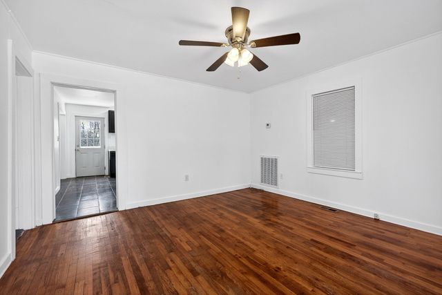 181 Wade Subdivision Ln, Gainesboro, TN 38562