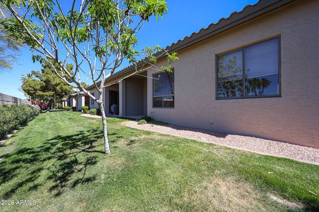 23822 S SERENITY Way, Sun Lakes, AZ 85248