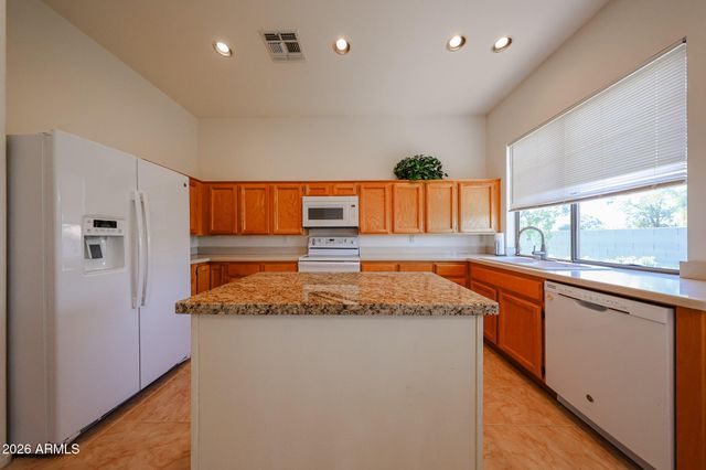 23822 S SERENITY Way, Sun Lakes, AZ 85248