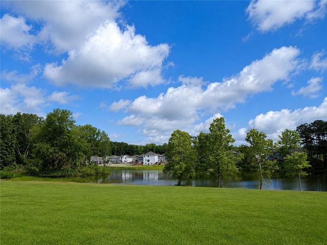 814 Lennox Drive, Conyers, GA 30094