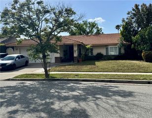 6217 Anastasia, Simi Valley, CA 93063