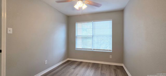 7814 Kingsbury Wood Unit 2, San Antonio, TX 78240