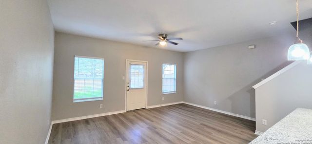 7814 Kingsbury Wood Unit 2, San Antonio, TX 78240