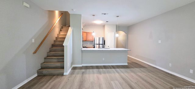 7814 Kingsbury Wood Unit 2, San Antonio, TX 78240