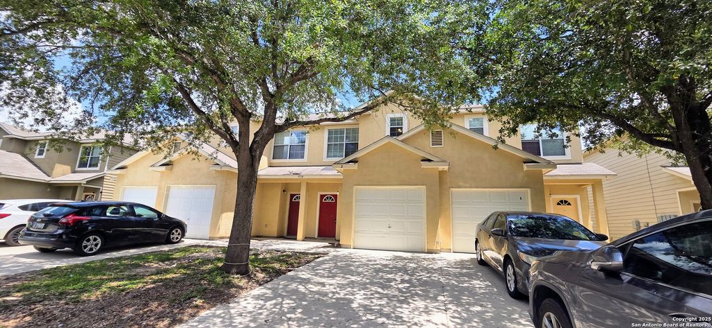 7814 Kingsbury Wood Unit 2, San Antonio, TX 78240