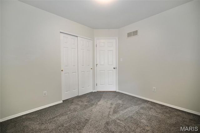 3235 Country Knoll Drive, St Charles, MO 63303