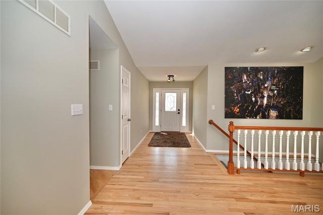 3235 Country Knoll Drive, St Charles, MO 63303
