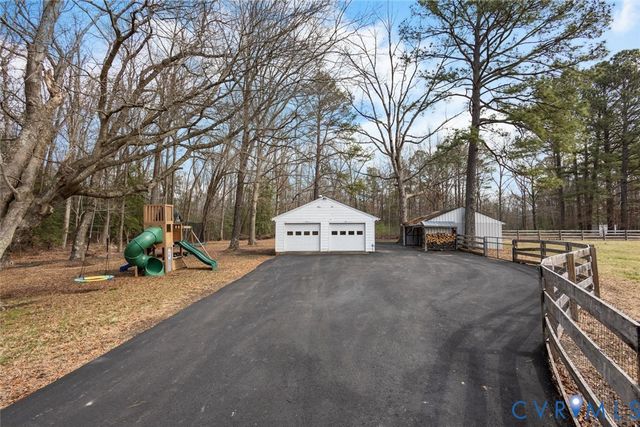 12056 Elmont Rd, Ashland, VA 23005