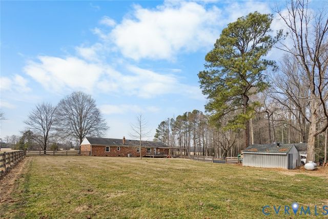 12056 Elmont Rd, Ashland, VA 23005