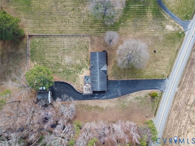 12056 Elmont Rd, Ashland, VA 23005