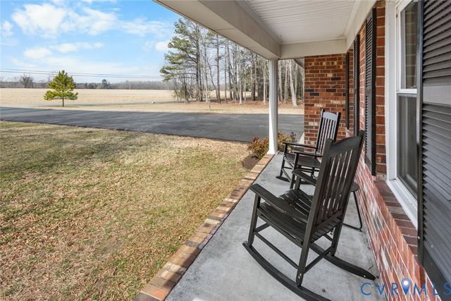 12056 Elmont Rd, Ashland, VA 23005