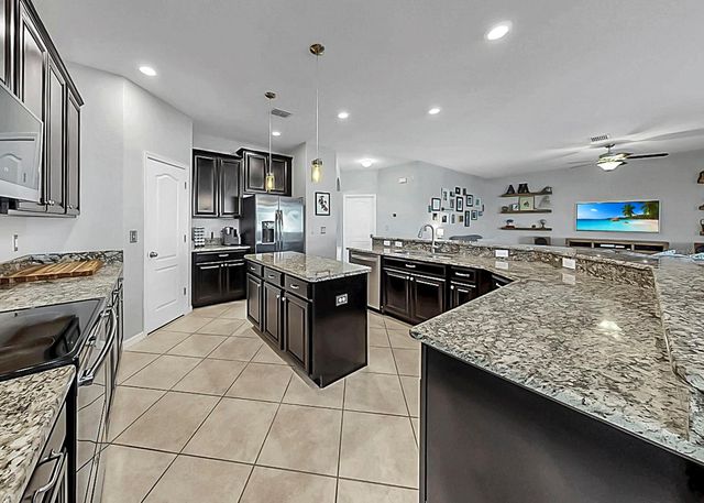 11704 BEARPAW SHALE STREET, Riverview, FL 33579