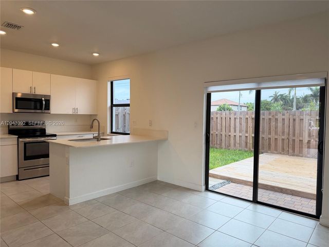 11936 SW 247th Terrace ., Homestead, FL 33032
