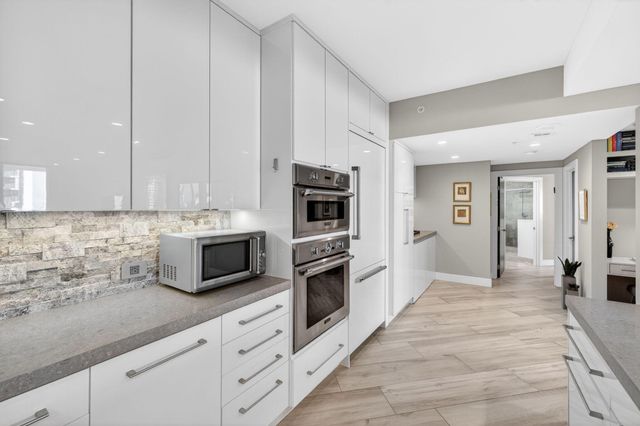 100 S Birch Road 803, Fort Lauderdale, FL 33316